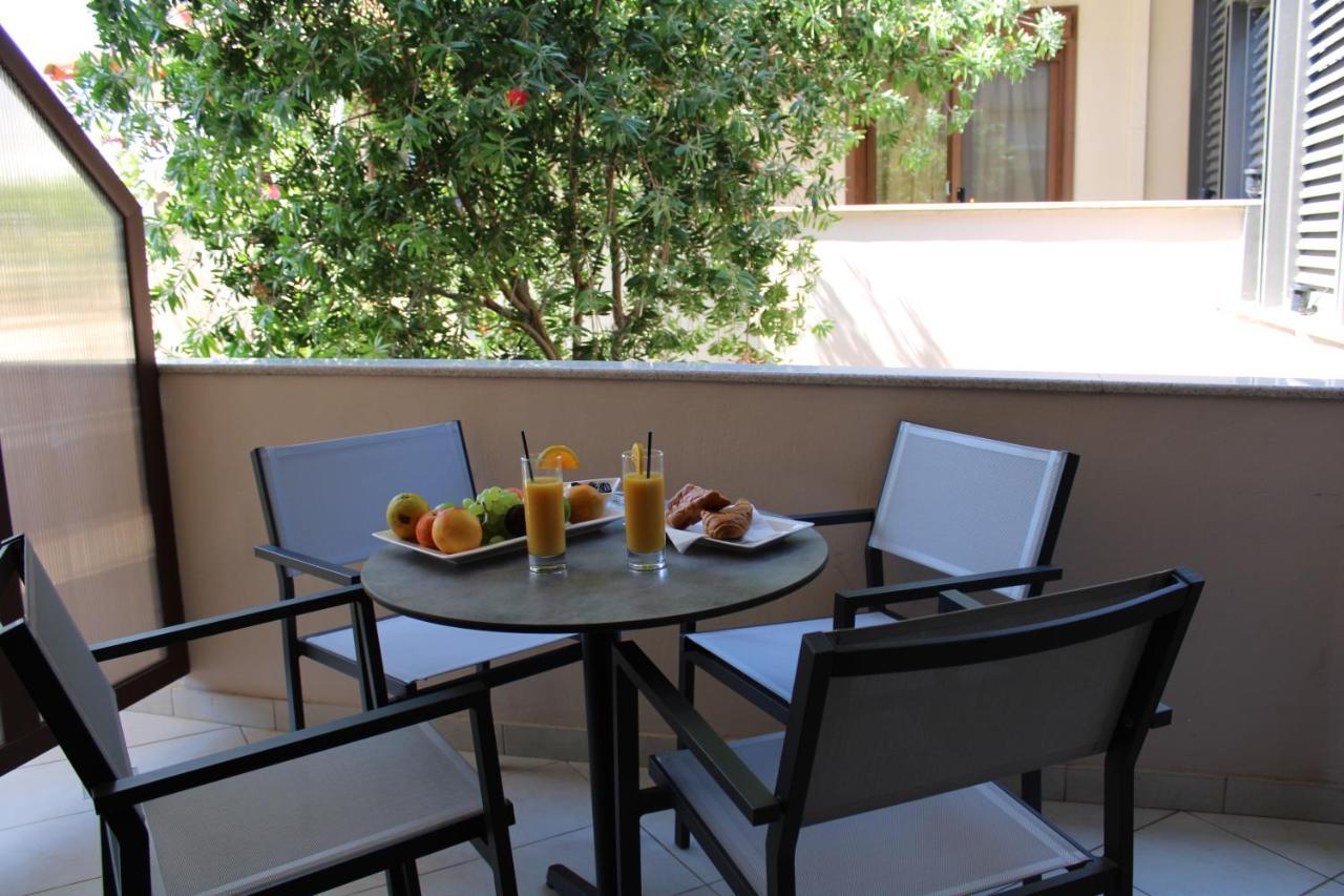 Meliton Inn Hotel & Suites By The Beach Neos Marmaras Ngoại thất bức ảnh