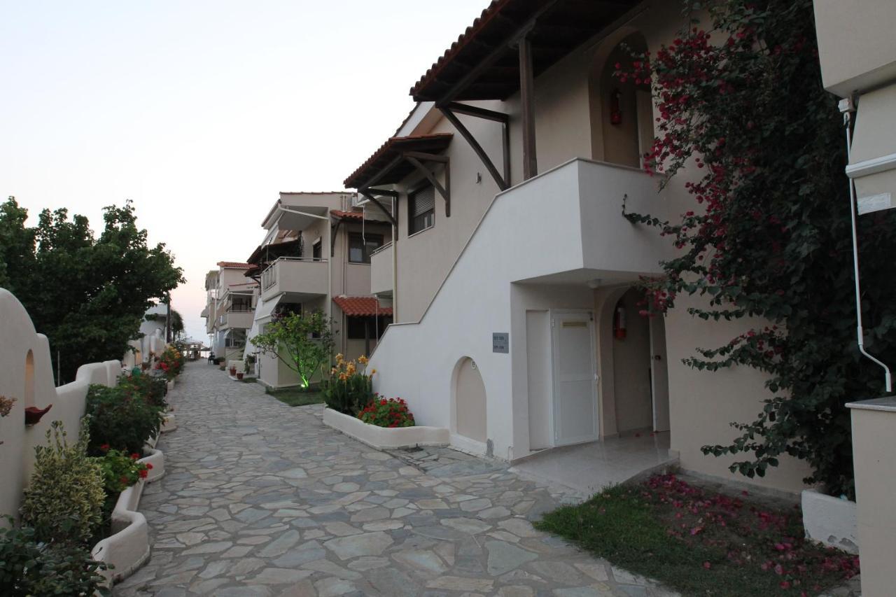 Meliton Inn Hotel & Suites By The Beach Neos Marmaras Ngoại thất bức ảnh